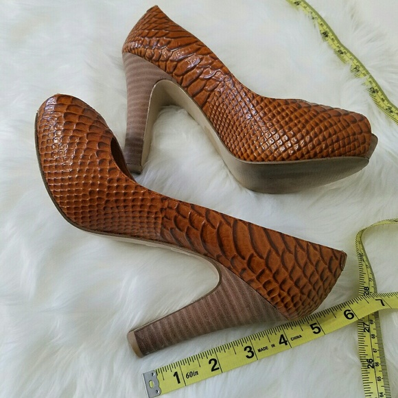 Nine West Shoes - Nine West croc-patterned brown peep toe pumps